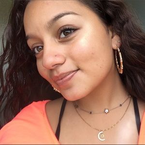 Meet your Posher, Laymar